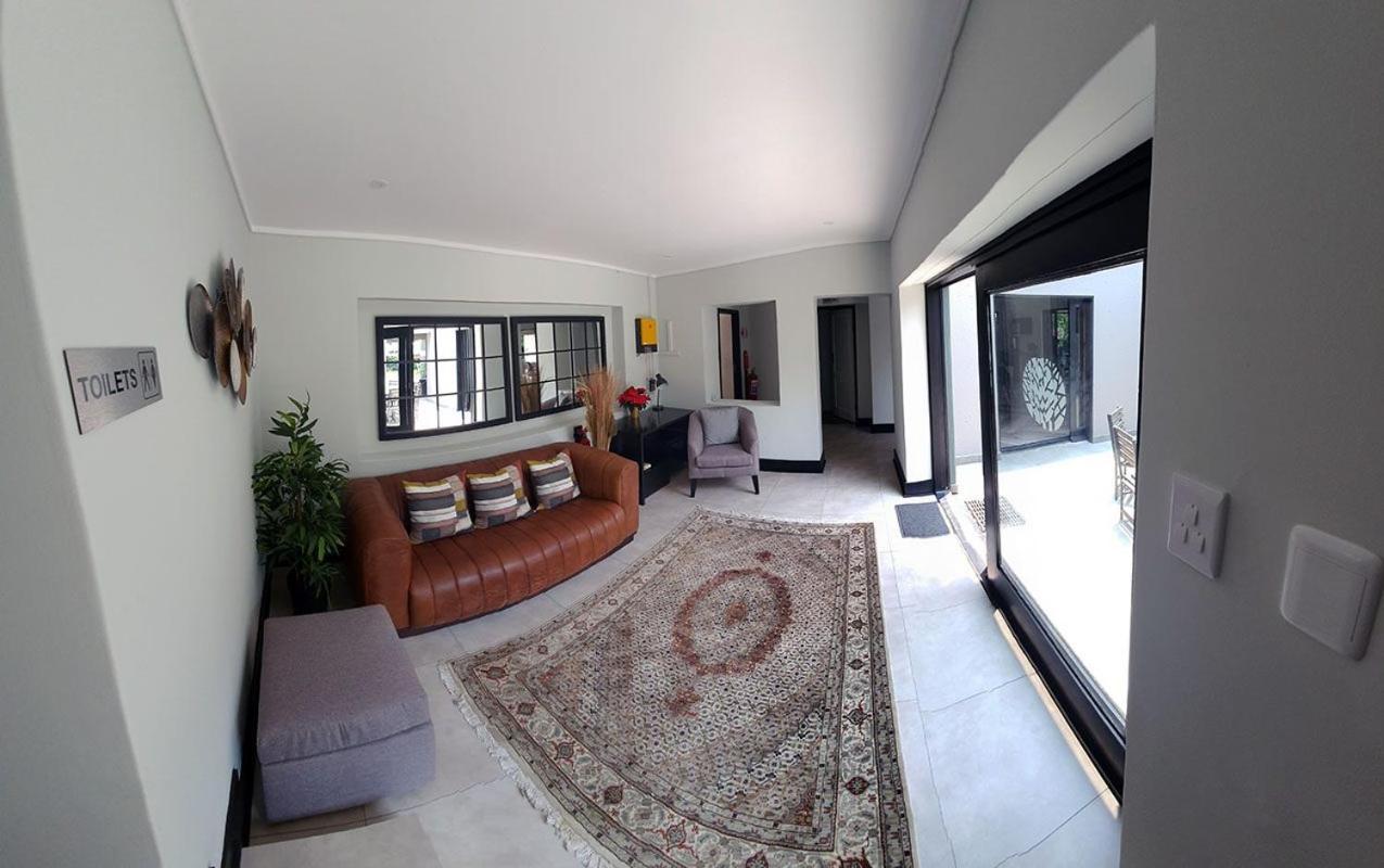 The Guesthouse 6 On Vrede Johannesburg Eksteriør billede