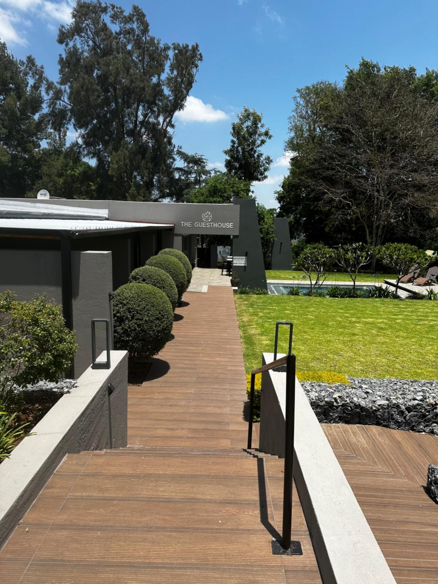 The Guesthouse 6 On Vrede Johannesburg Eksteriør billede